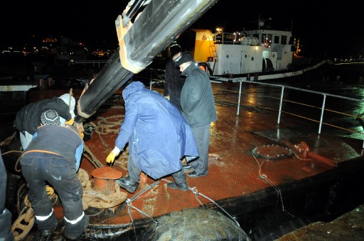 Karaköy&#039;e Geçici İskele Yapılıyor