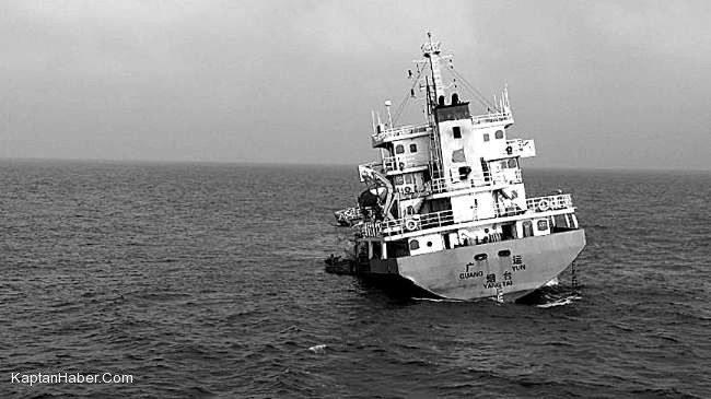 Tayvan Boğazında gemiler çarpıştı, biri battı