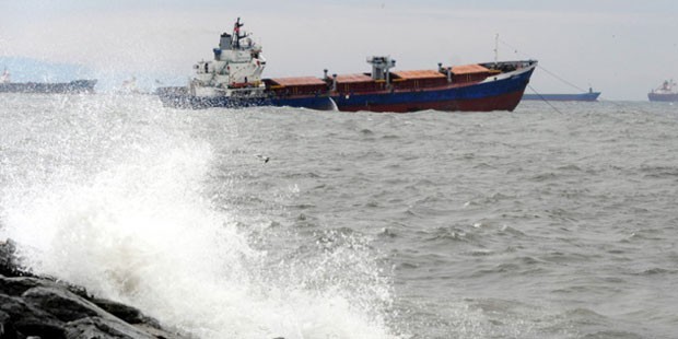 48 Gemi Şarköy Açıklarında Demirledi