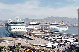 Körfez&#039;de Trafik Sıkıştı