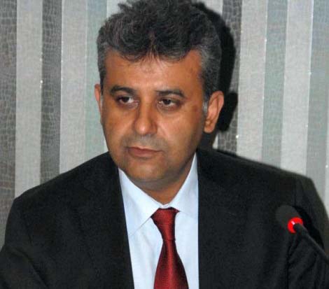 Gemi Şeklinde Denizcilik Fakültesi