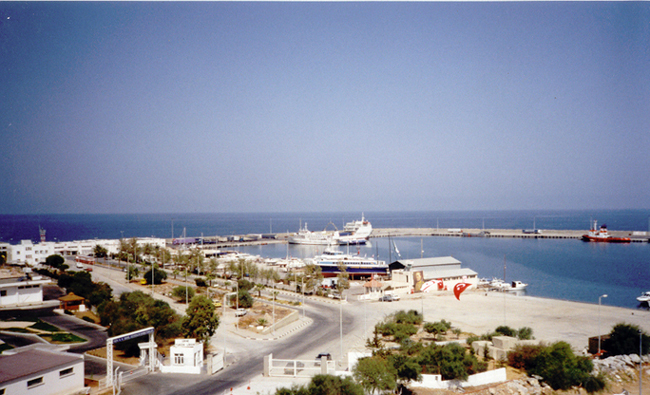 Limanlarda eylemler sürüyor