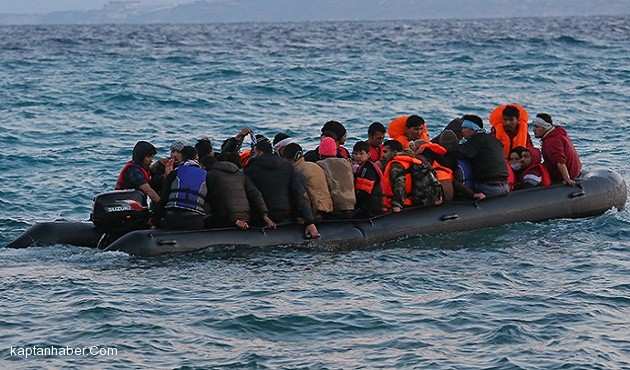 Çeşme'de sığınmacıları taşıyan botun batması