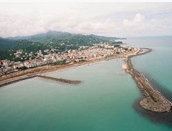 Görele Liman Sahası Betonlanıyor...