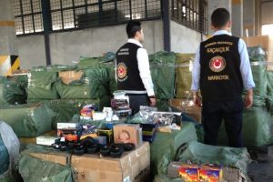 Çeşme Limanında Uyuşturucu Operasyonu