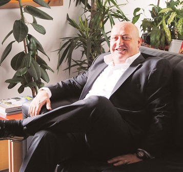 NorthWestern’i Alarak Denize Açıldı