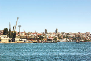 Güngör Uras Köşesine Taşıdı