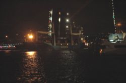 Haliç Köprüsü için Kazıklar Getirildi