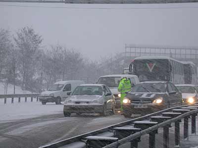 Fırtına ve Kuvvetli Yağış Uyarısı