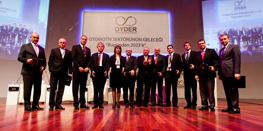 Autoport, “oto-port” nitelikli tek liman