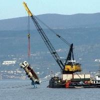 Batık Ro Ro'daki Kamyonlar Çıkarılıyor