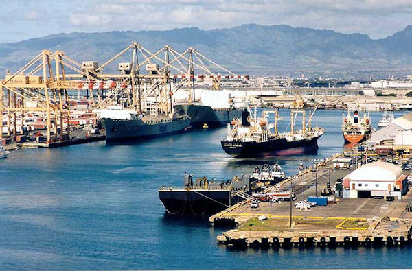 Coast Guard, Gemileri Honolulu&#039;dan Çıkarttı