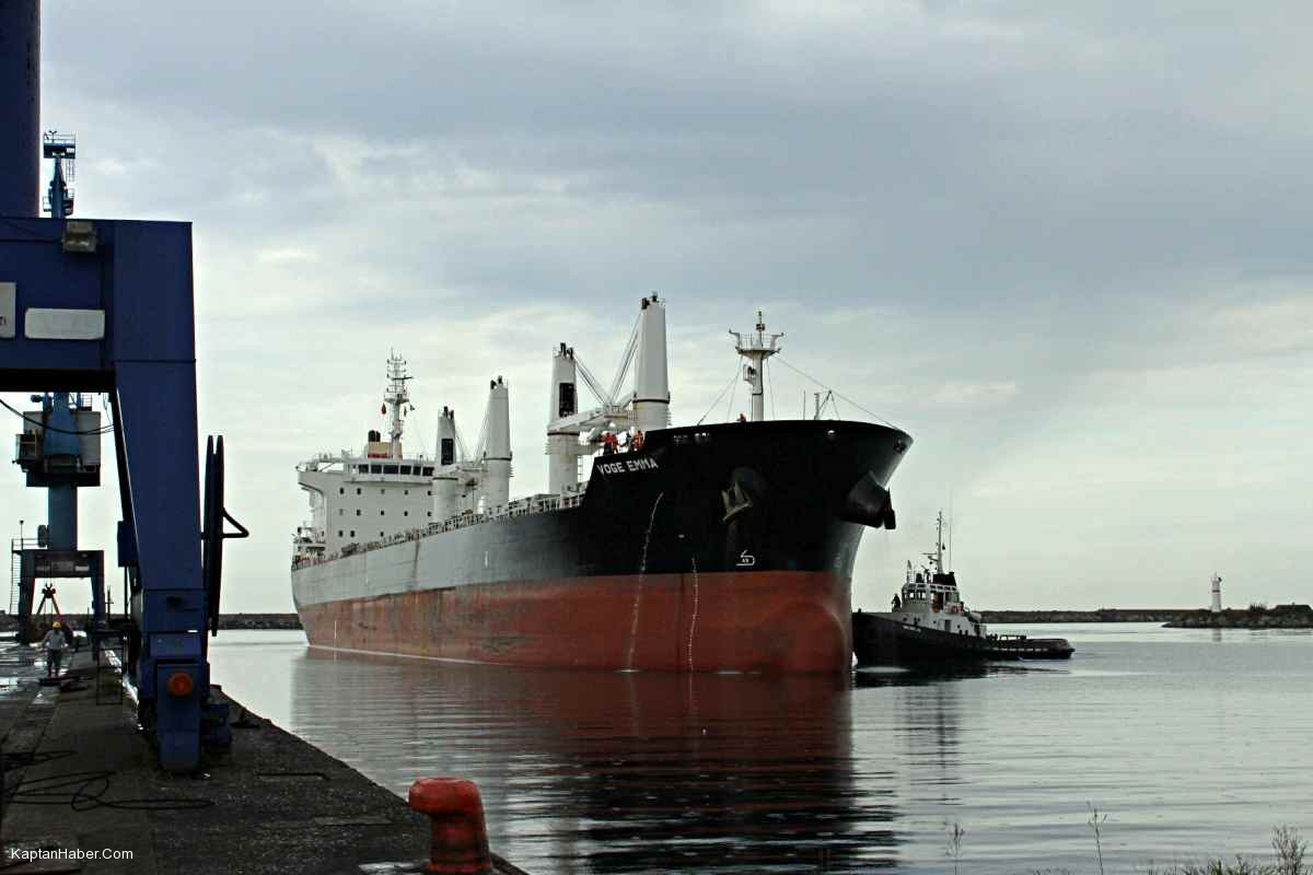 Hopaport&#039;a bir günde 8 gemi yanaştı