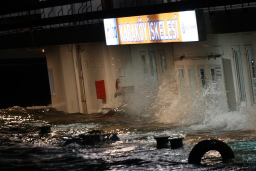 Karaköy İskelesine Sigortadan 4 Milyon YTL