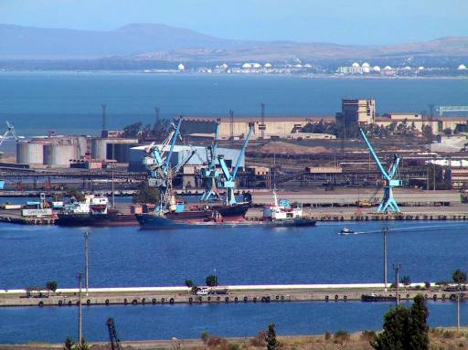 Atıklar İskenderun Limanı&#039;nı Kapladı