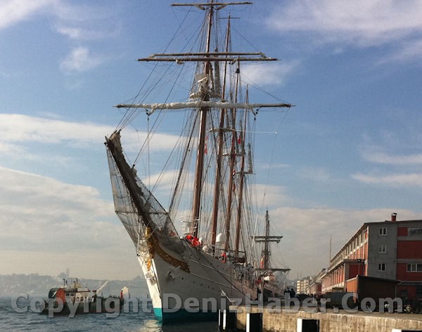 &quot;J. S. de Elcano&quot; Eğitim Gemisi İstanbul&#039;da