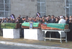 Hayatını Kaybedenler Toprağa Veriliyor