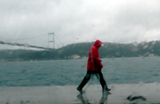 Yağış İstanbul'u Akşam Saatlerinde Buldu