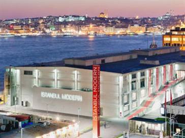 İstanbul Modern Hiçbir Yere Gitmiyor