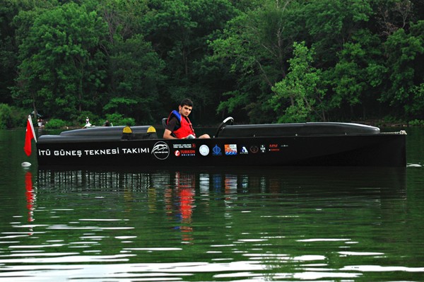 İTÜ Güneş Teknesi Takımı'na Destek