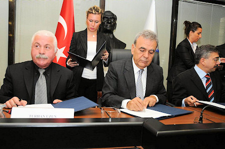 İZDENİZ’de “anlamlı” sözleşme