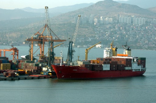 Armatörlerin gözü kulağı Çin'de