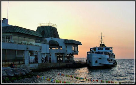 İzmirli vapurunun adını seçecek