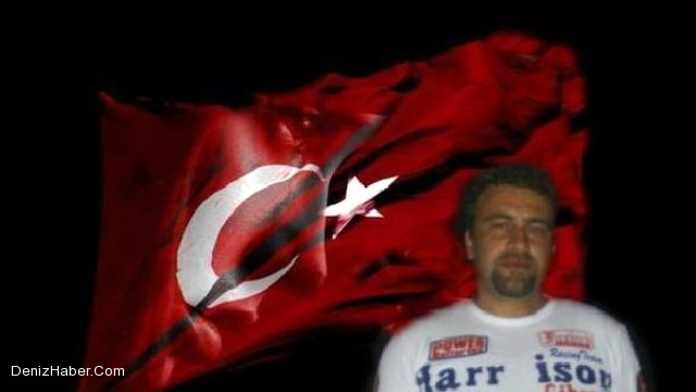 Kahraman Kaptanın Cenazesi Toprağa Veriliyor