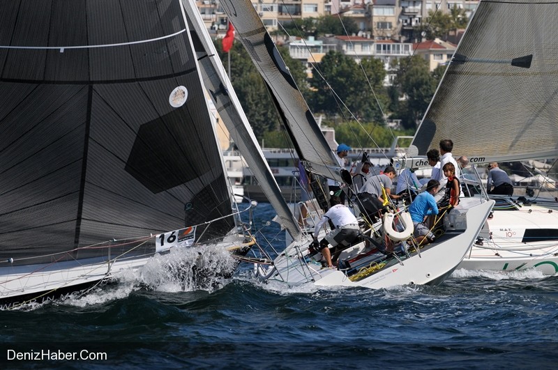 Türkiye&#039;nin Kalbi Boğaz Yelken Yarışlarında