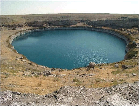 Gölde Kötü Koku Alarmı