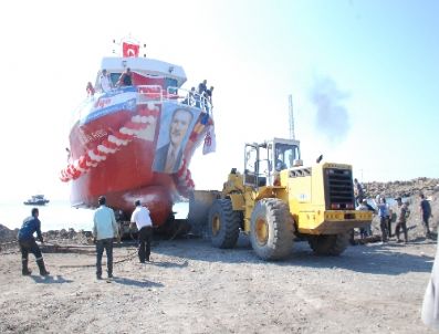 Çok Amaçlı Bot Kaya Reis-1 Törenle Denize İndirildi