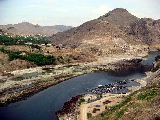 Keban'da Balıkçılar Zor Durumda