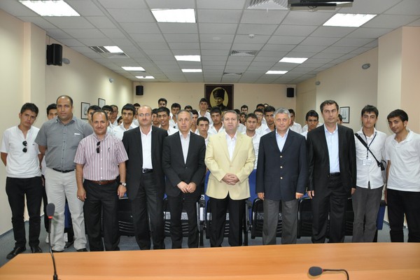 Denizciliğe ve Eğitime Destek Devam Ediyor