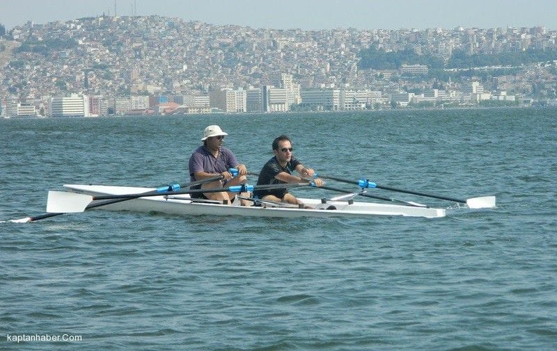 İzmir Körfezinde Kürek Zamanı