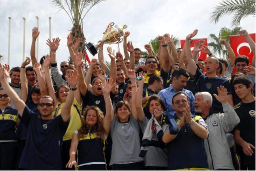 Kürekte Şampiyon Fenerbahçe