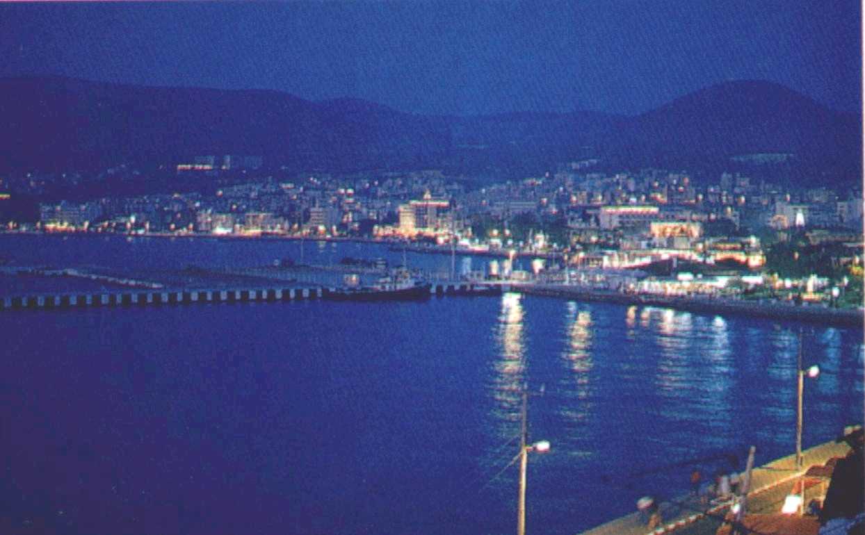 &#039;QUEEN ELIZABETH&#039; GEMİSİ KUŞADASI&#039;NDA