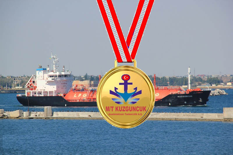 Aralık Gurur Madalyası M/T KUZGUNCUK Gemisine