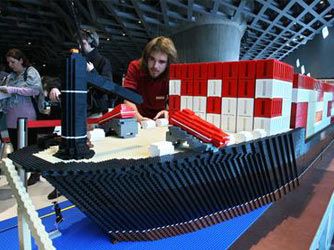 Dünyanın En Büyük &quot;Lego Gemisi&quot;