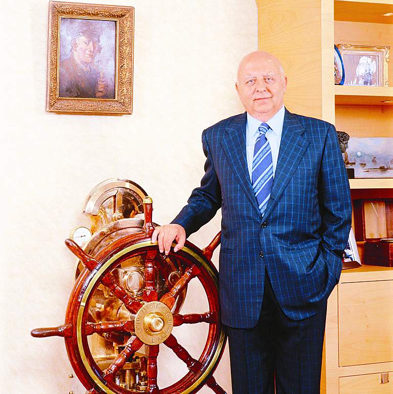 Arkas: &quot;İzmir Limanı Milli Dava&quot;