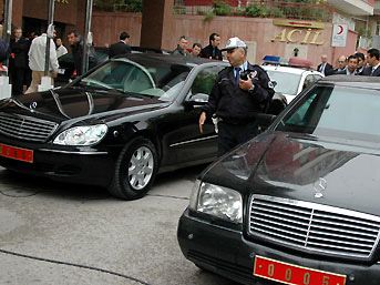 Meclis'te 54 Makam Aracı Yenileniyor