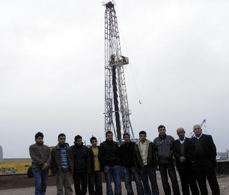 Heryerden Petrol Çıkmaya Başladı