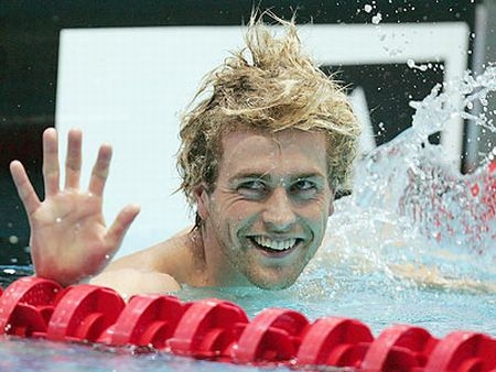 Yüzmede 2 Dünya Rekoru Kırıldı