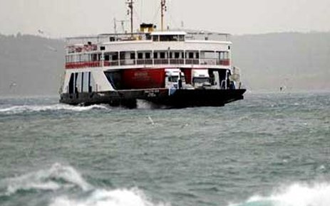 Poyraz Deniz Ulaşımını Olumsuz Etkiledi