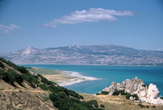 Kuresel Isınma: Marmara Gölü Kuruyor