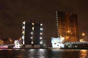 Metronun dev boruları Haliç&#039;te