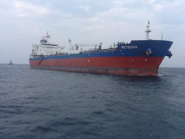 M/T Meteora Bozcaada'da Karaya Oturdu