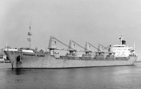 Dökme Yük Gemisi Battı, 26 Kayıp Var