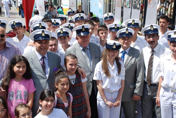 Minik Öğrenciler, Denizciler Şenliği’nde Buluştu