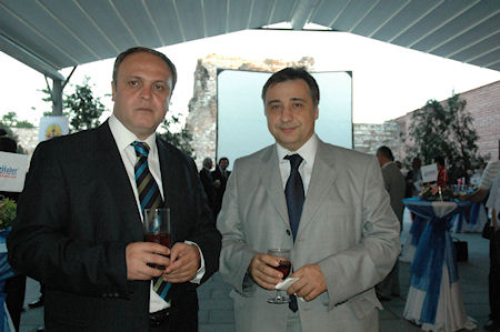 Gurur Gecesinden Fotoğraf Kareleri