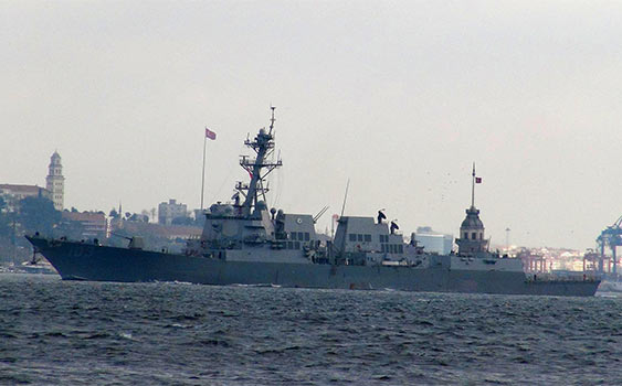 Lavrov’dan Türkiye'ye Amerikan Gemisi Uyarısı